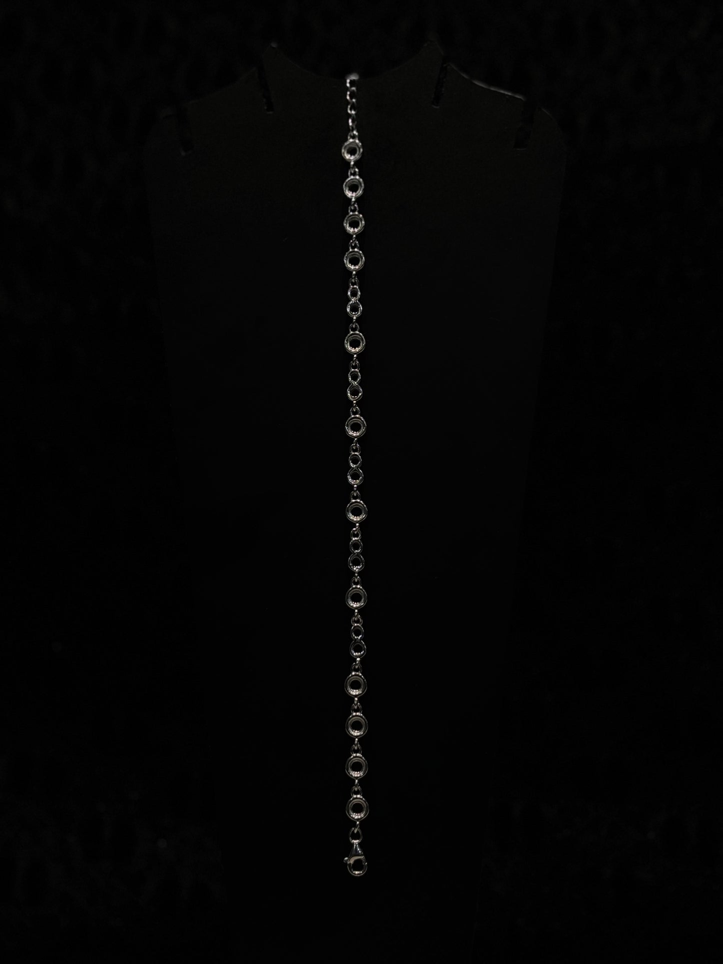 Modern Dark-Toned Graduated Circle Link Chain Bracelet #124