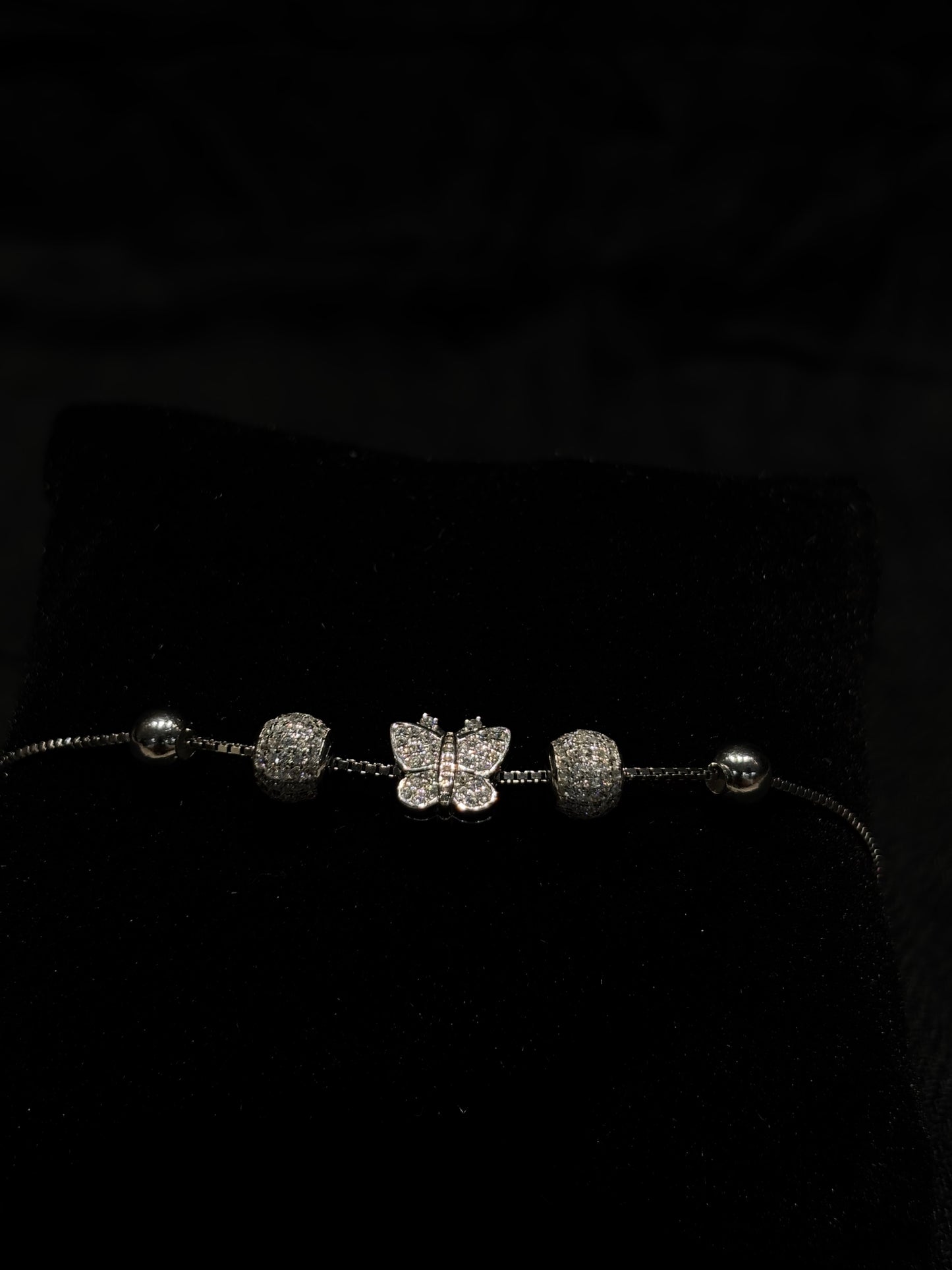 Charming and elegant sterling silver bracelet #181