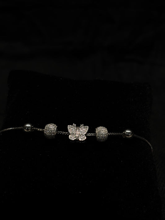 Charming and elegant sterling silver bracelet #181