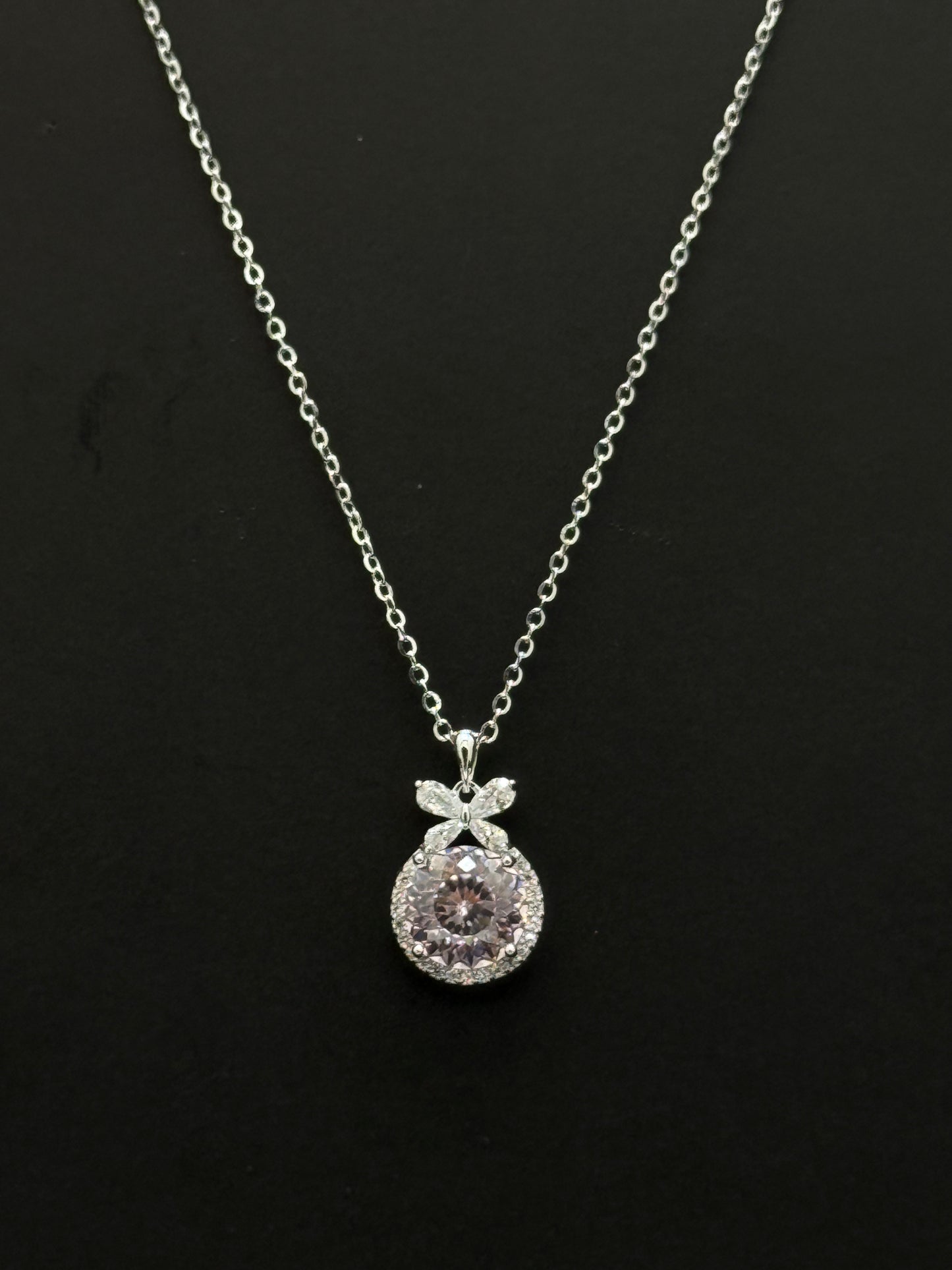 The Rose Diamond & Ribbon Pendant and Chain #401