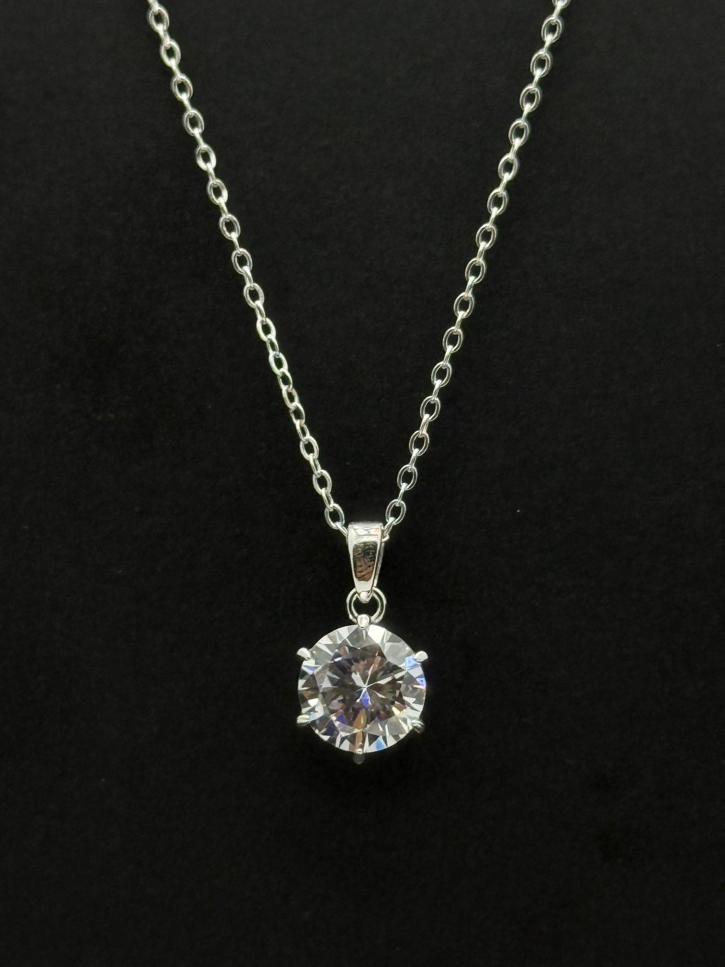 Round Halo Cubic Chain #443