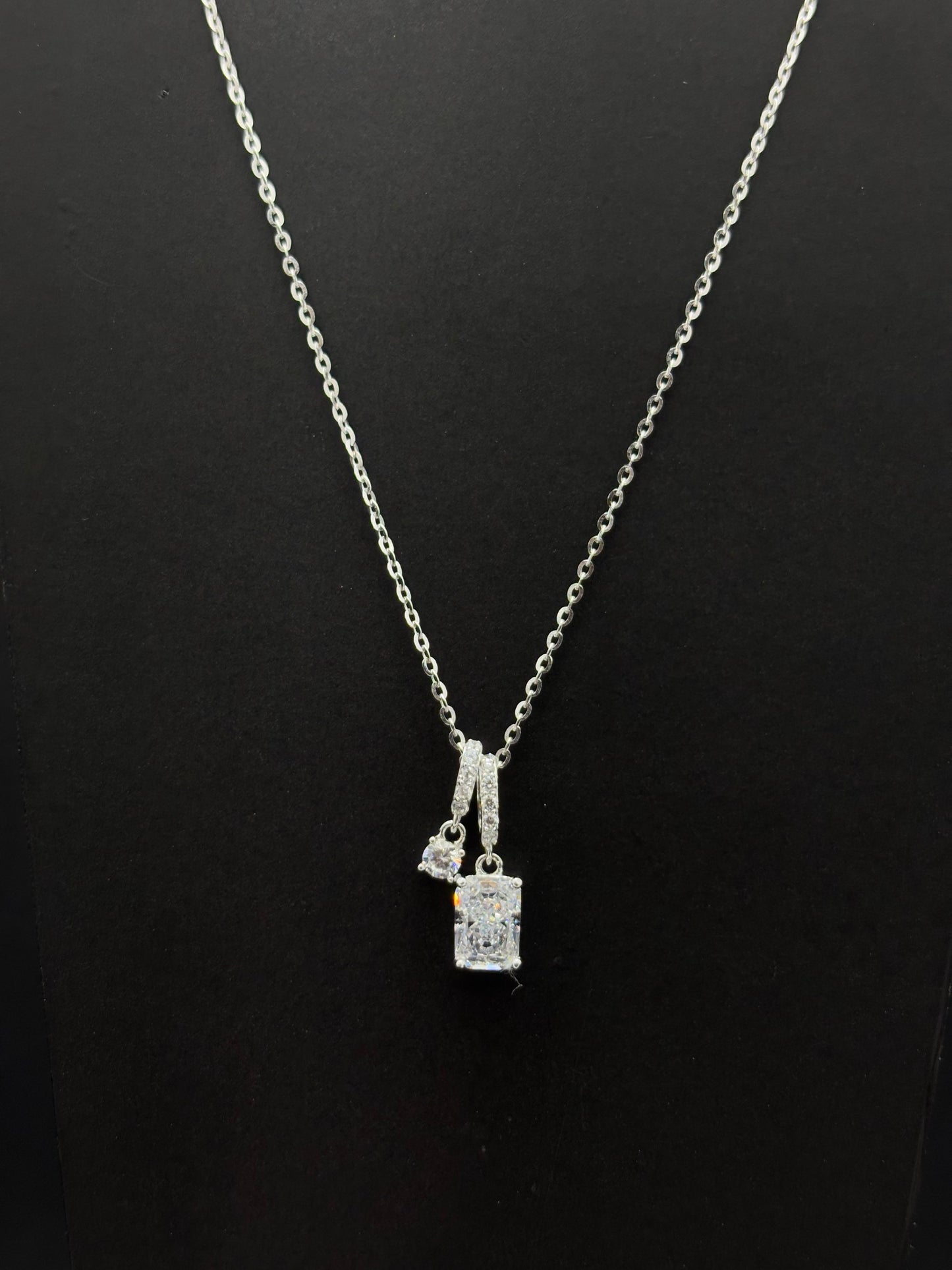 The Royal Crest chain #484