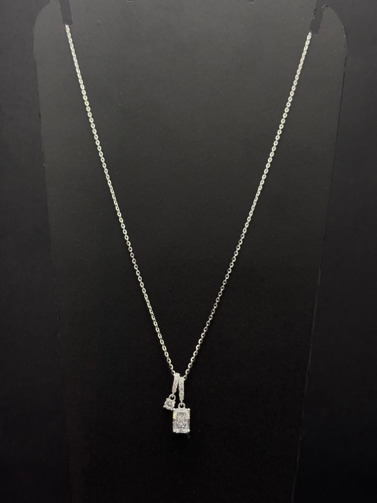 The Royal Crest chain #484
