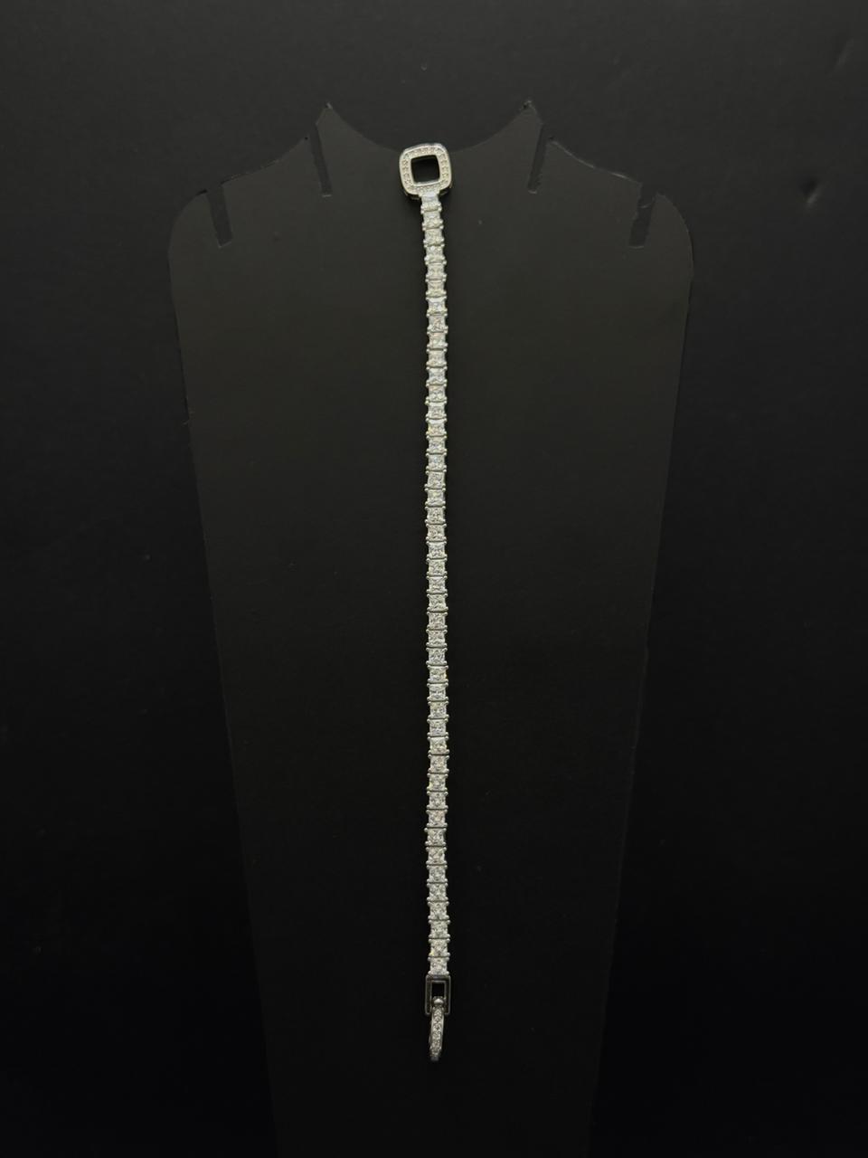 Classic Sparkle Tennis Bracelet #571