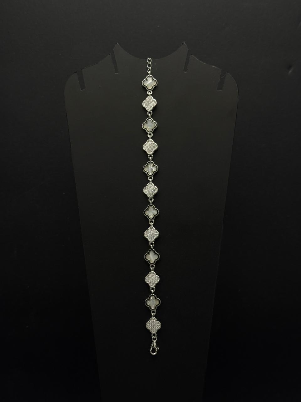 Mother of Pearl Clover & Crystal Charm Bracelet #574