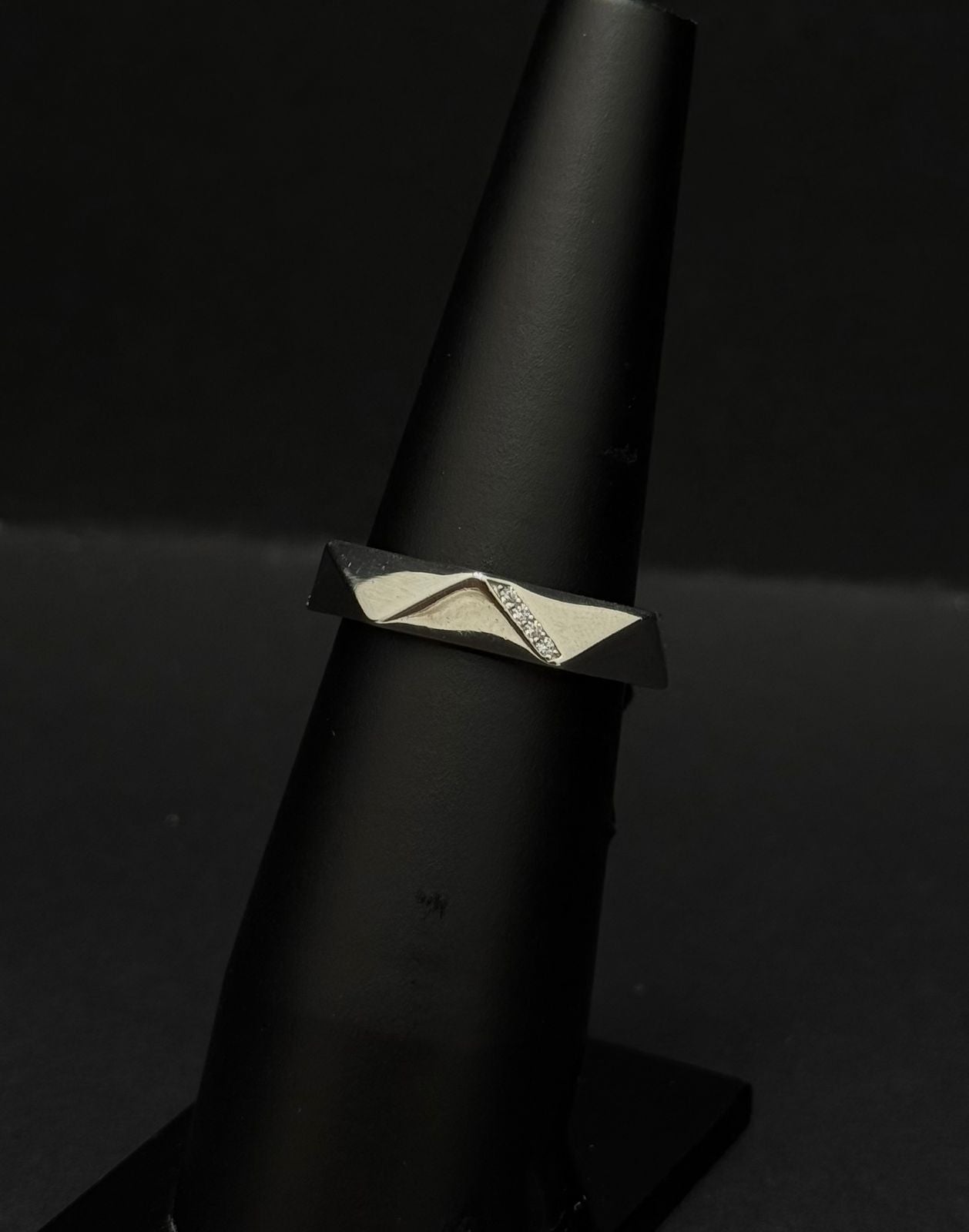 Pyramid Diamond-Accent Ring #198