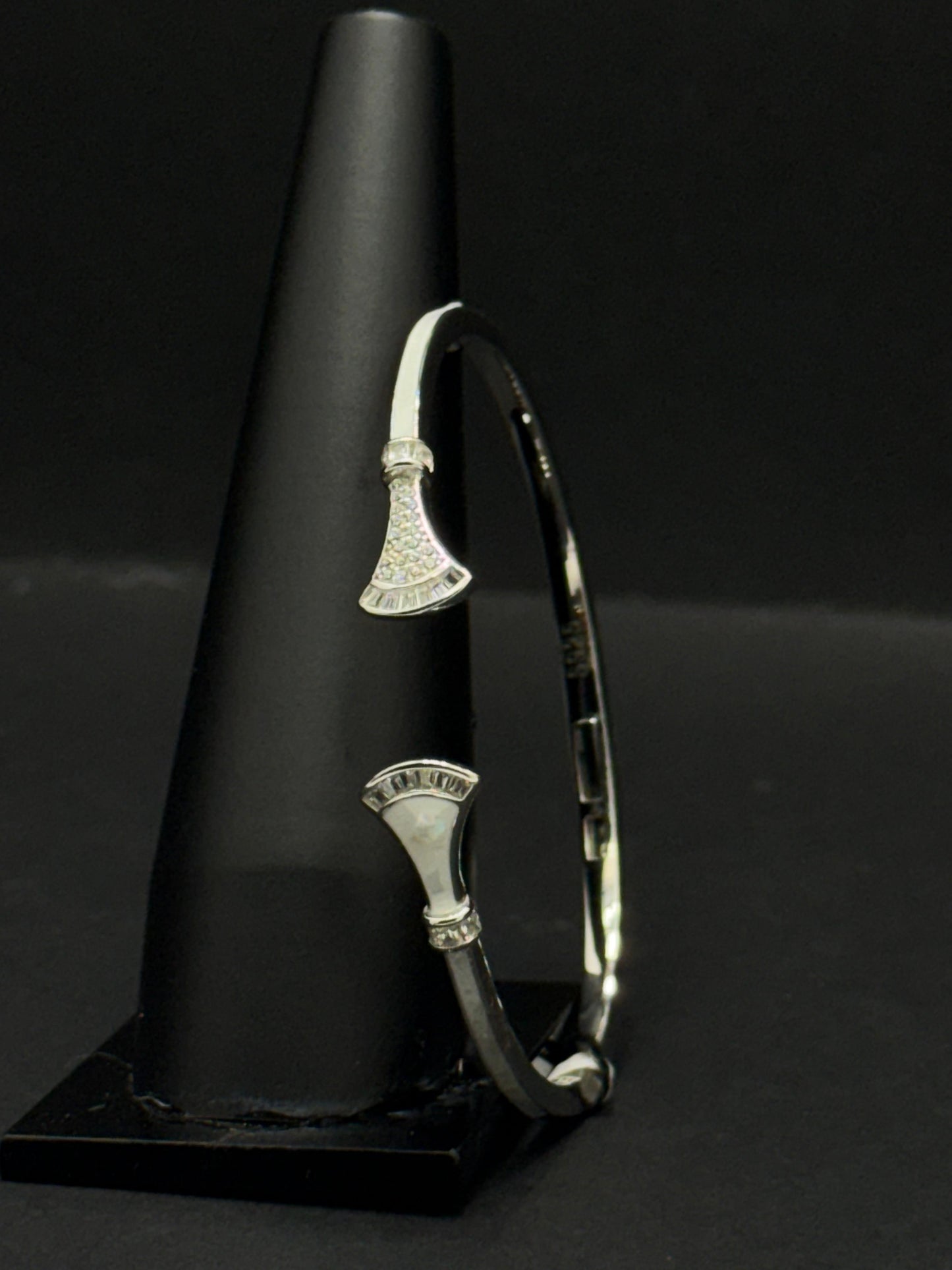 Elegant silver-tone bracelet #68