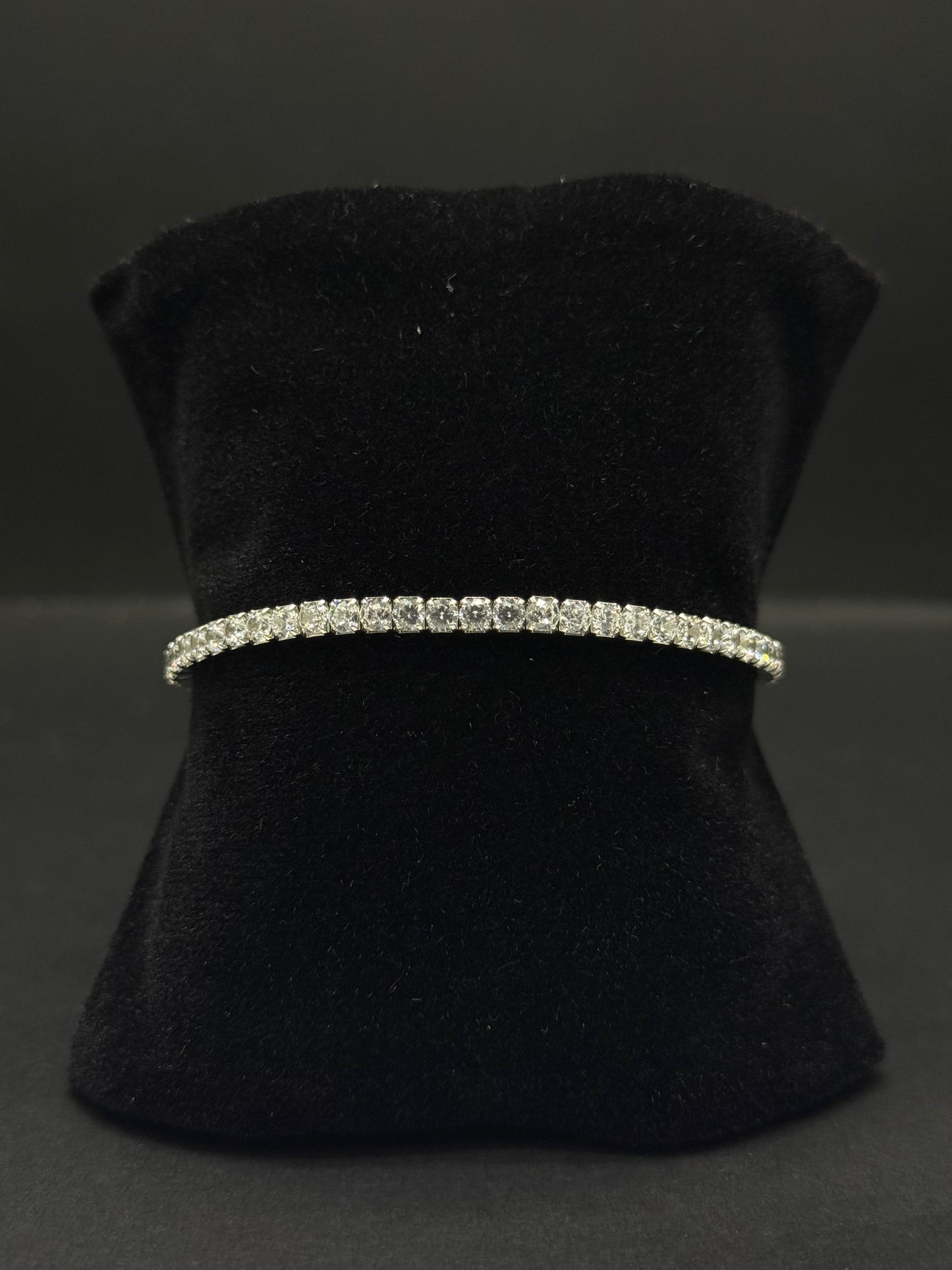 Stretchable Tennis bracelet with timeless elegance #182