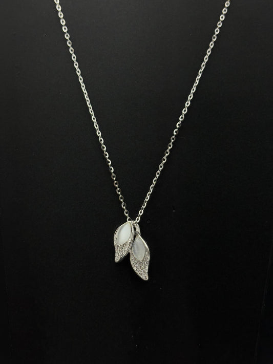 Two-Tone Leaf Charm chain #476