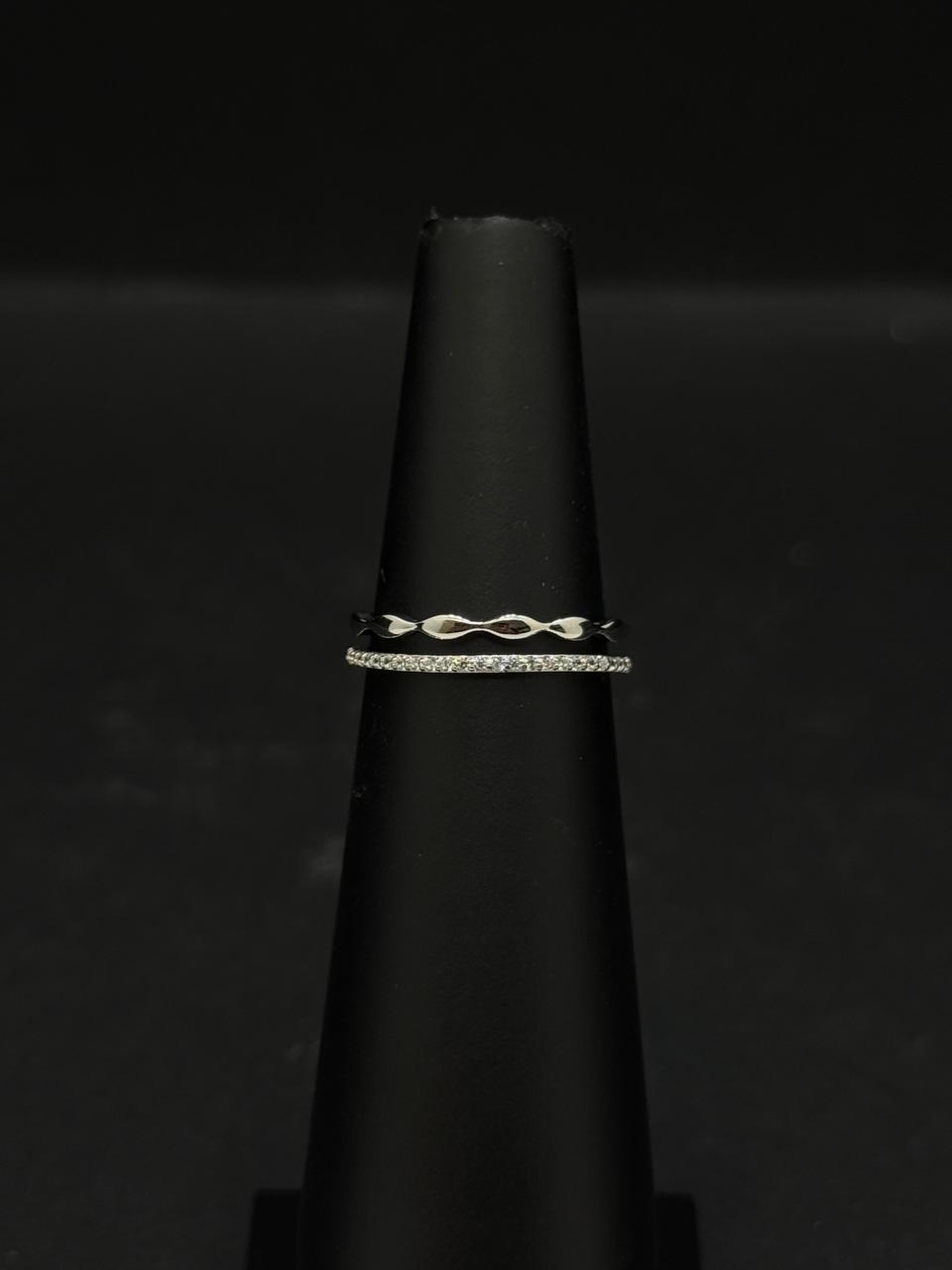 Modern Minimalist Wave & Pave Ring #534