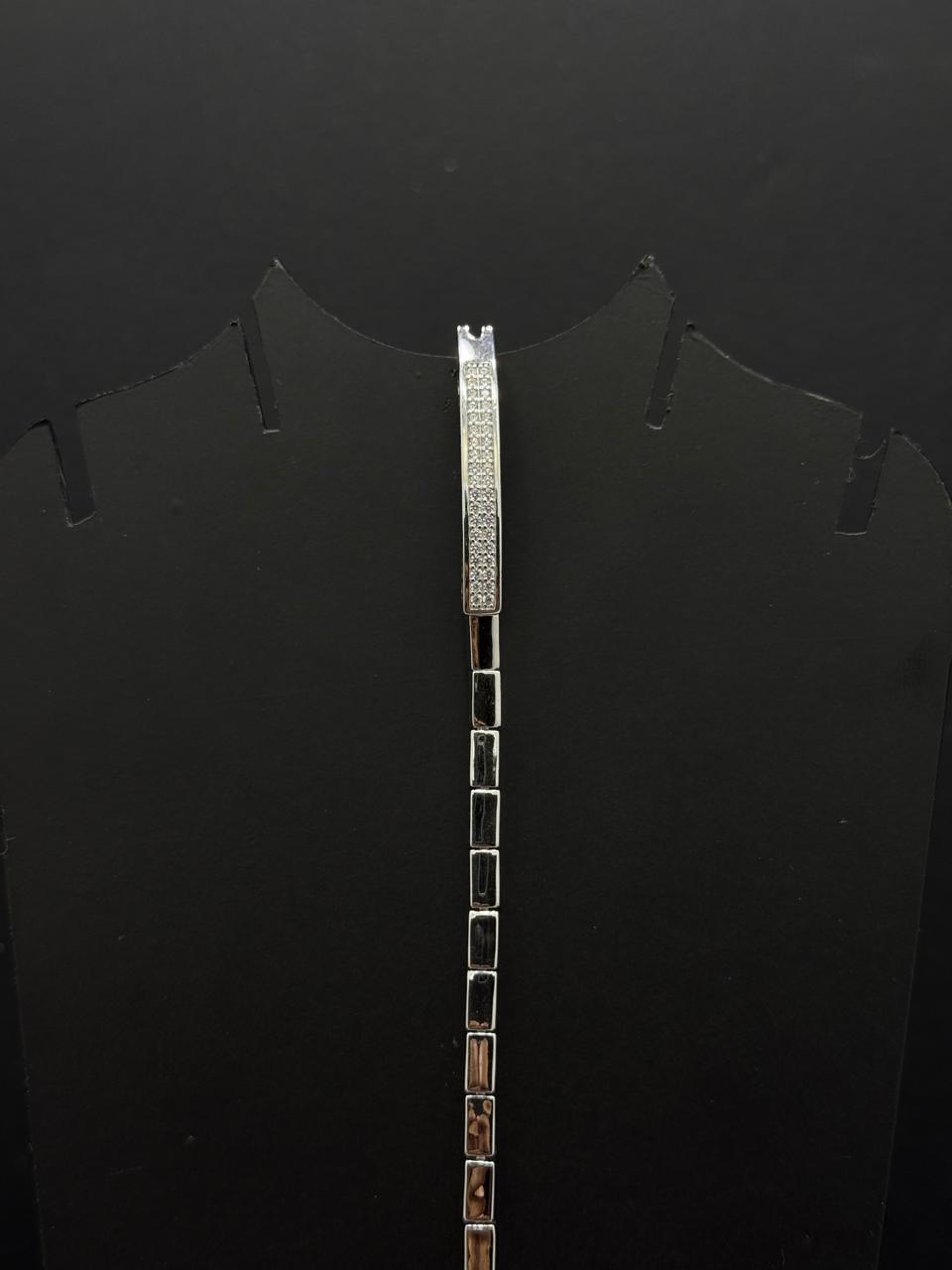 Elegant Silver Geometric-Link Bracelet #570