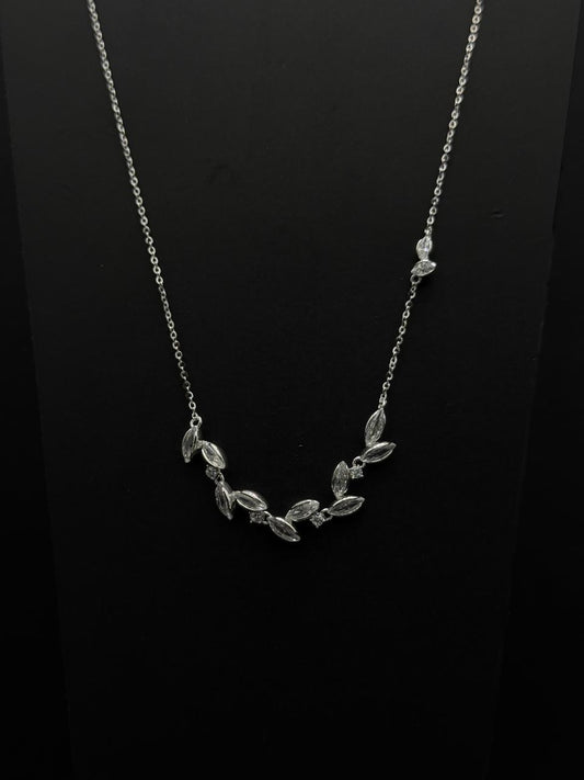 The Willow Leaf Shimmer Necklace #600