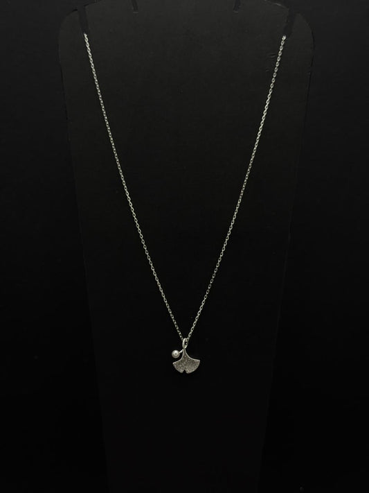 Ginkgo Leaf Pavé Pendant Chain #623